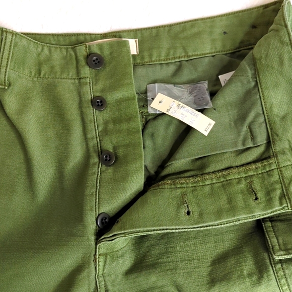 Madewell High Rise Button Fly Cutoff Cargo Shorts...Size 28 - Picture 5 of 11